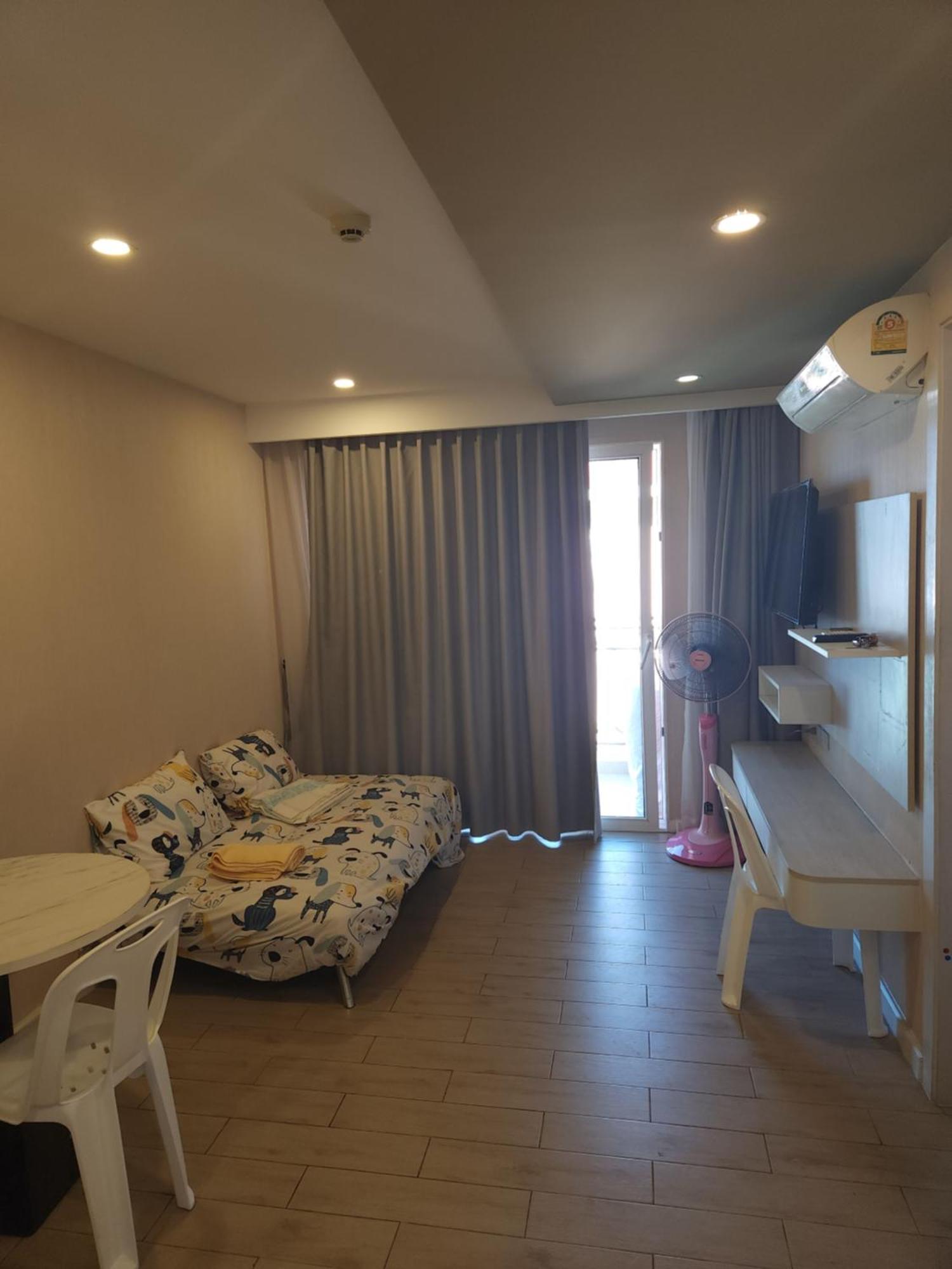 芭提雅网红公寓七海一期 Apartment *