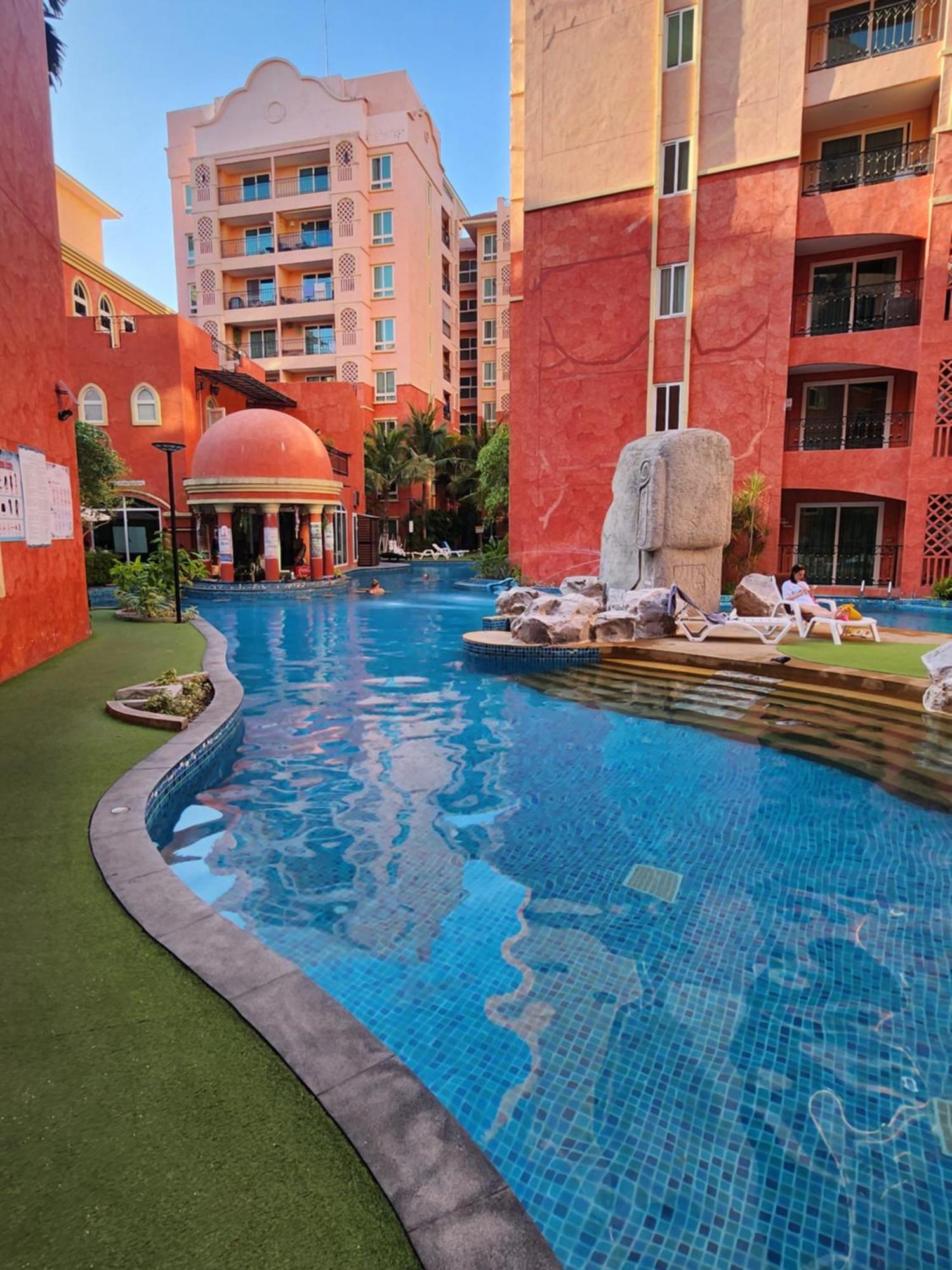 芭提雅网红公寓七海一期 * Jomtien Beach