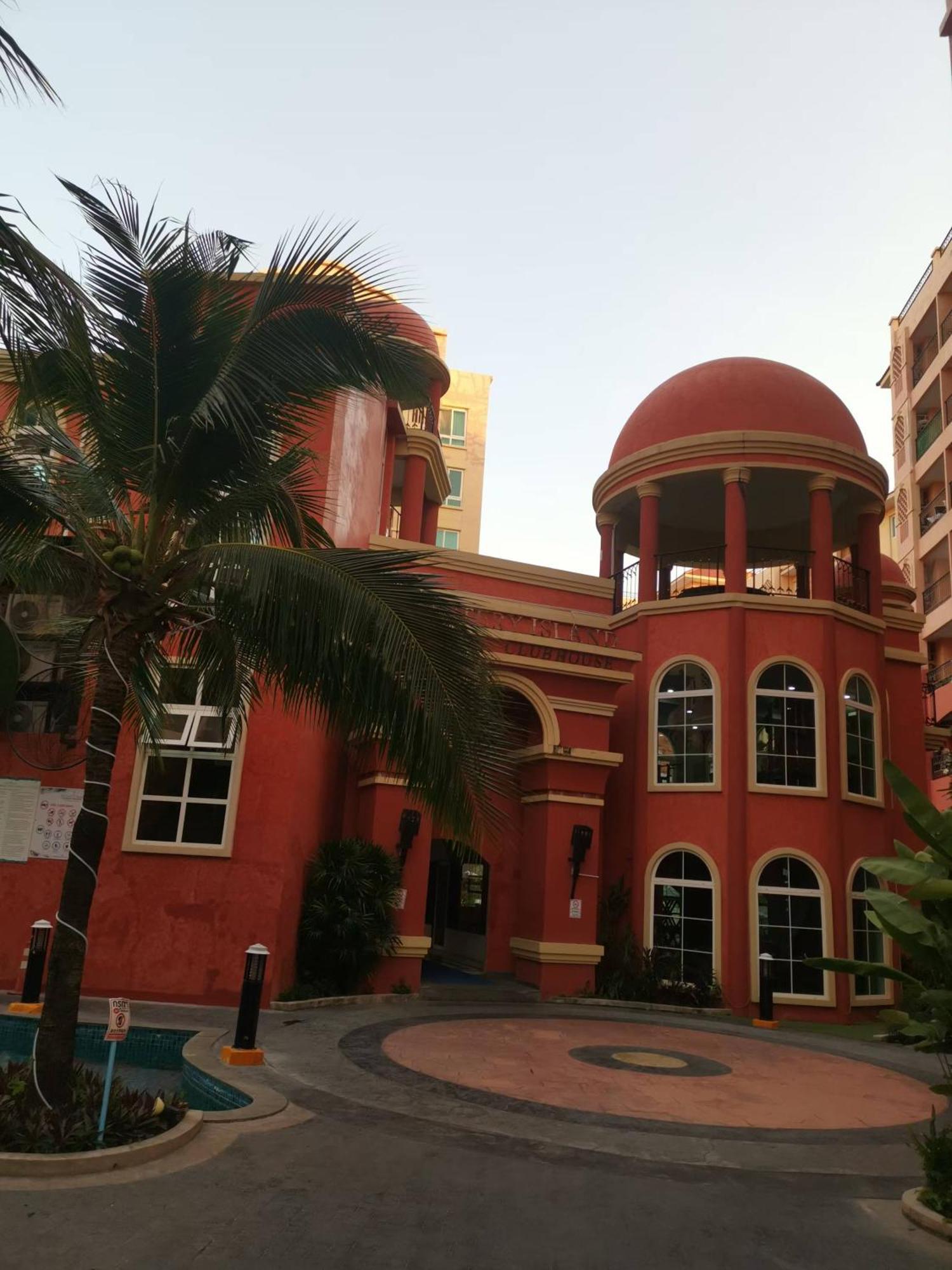 芭提雅网红公寓七海一期 * Jomtien Beach